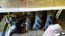 Well pump motor / Wheel Horse Tires 