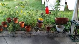 Pots & Pot Holders & Stands