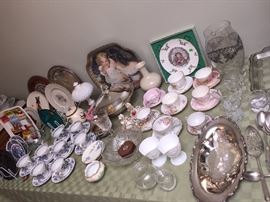 BEAUTIFUL FINE CHINA AND TEACUPS