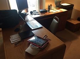 OFFICE DESK