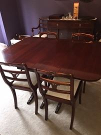 LACQUER DINNING ROOM TABLE WITH 6 CHAIRS