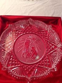 Waterford crystal plate center depicts nativity scene