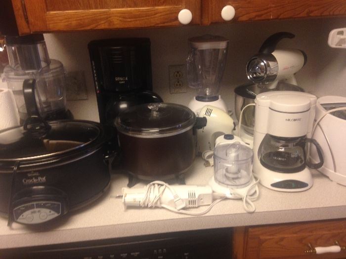 Crock pots, blender, food processor, sunbeam mixer