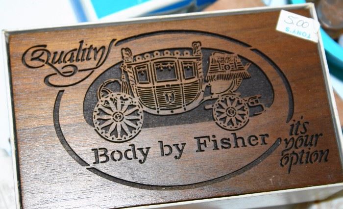 Fisher Body Plaque