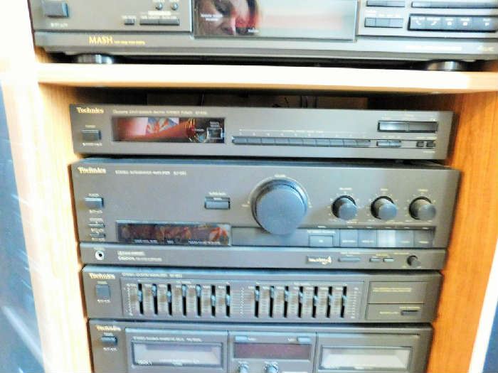 Technics stereo system with 5 cd changer