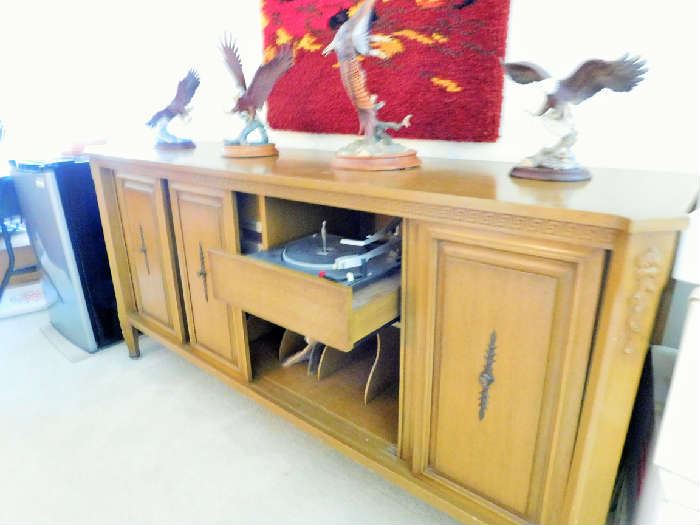 Mid Century stereo system with stereophonic sound