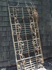 Rod iron on Bakers rack