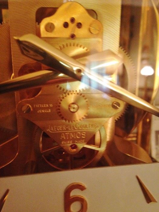 Jaeger LeCoultre Atmos mantle clock workings