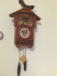 Franklin Mint Marine Corps cuckoo clock