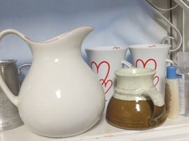 Pitchers, mugs