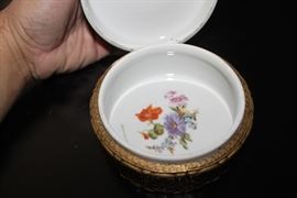 Porcelain Rose top trinket box