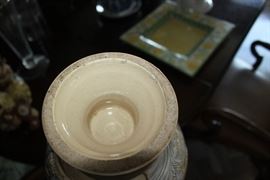 Oriental dragon vase.