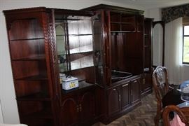 Drexel Heritage cherry 3 piece lighted cabinet.