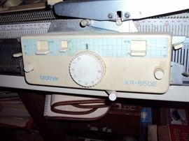 Brother KR-850E Knitting Machine