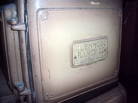 Glenwood Range Co Taunton Mass