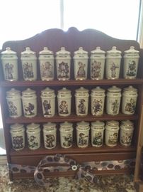 Hummel Spice Rack and Spice Jars