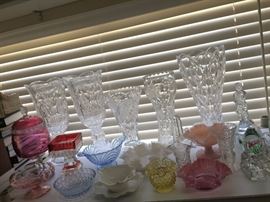 Brilliant cut glass & colored glass pieces