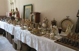 Over 50 Hummels mostly TMK 2 and TMK 3. Just a few with TMK 1.  Pristine condition.  Lots of wonderful décor.