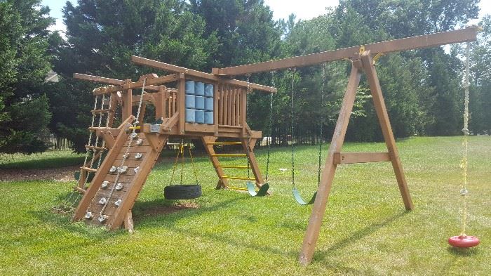 Wood play set, 25'x 9'h x 9'w, all accessories included, please see all pictures-not cemented into ground for easy removal, $450.00