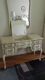 Antique vanity with mirror