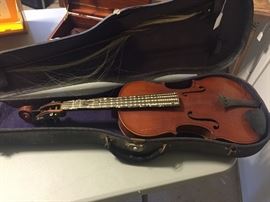 Stradivarius violin