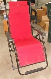 Very nice red lounge chair