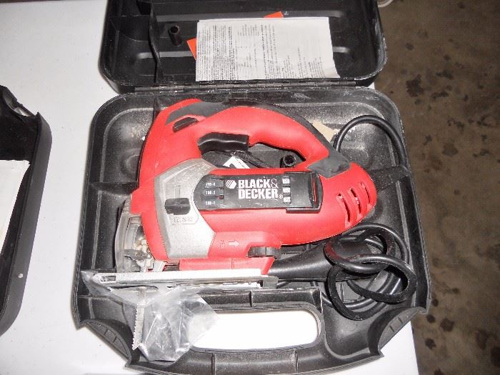 Black and Decker hand scroll saw variable speed