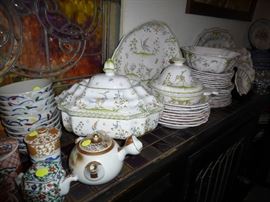 Gorgeous Pottery Dinnerware
