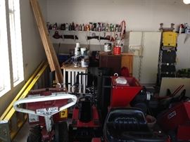 Misc garage supplies