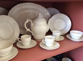 Richard Ginori Full enormous set of dishes 