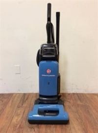 Hoover Windtunnel Vacuum $2