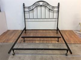 Queen bed $11