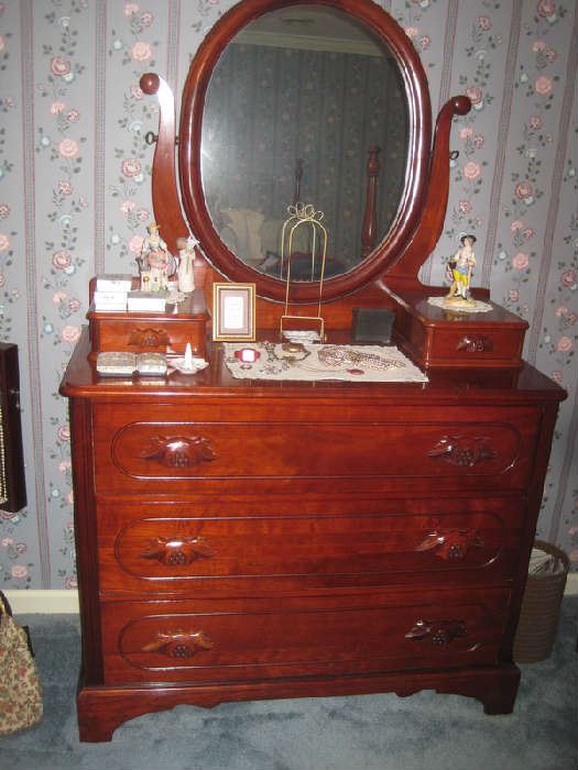 Dresser with mirror and two glove boxes