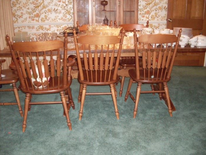 TELL CITY dining table with 6 chairs