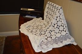 lace crochet table cloth