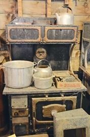 Cast Iron Stove, Cast Aluminum Pots & Tea Kettles