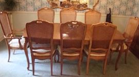 Beautiful "Thomasville" furniture ... retails over 3,000.00 buy it for a fraction ....