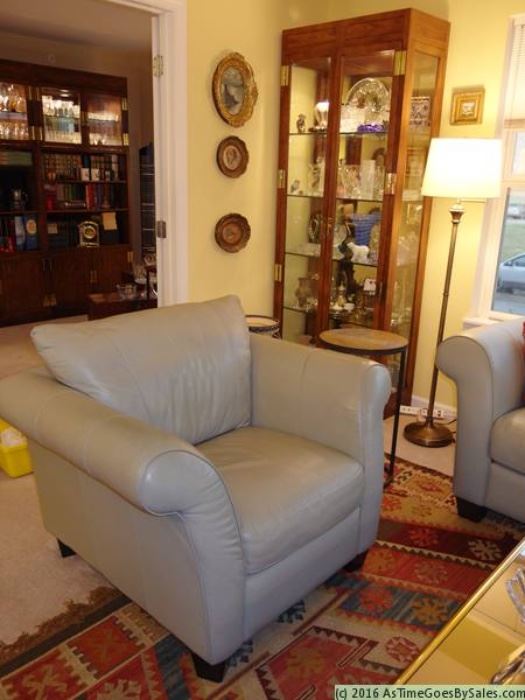 Kenosha Estate Beautiful Condo Furniture,... starts on 7/30/2016