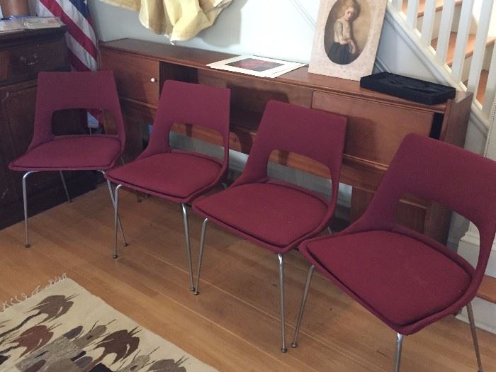 Mid century modern upholstered chairs. Six total
