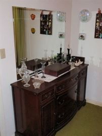 1940's Server/Buffet