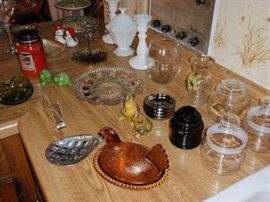 Miscellaneous Vintage Kitchen Fenton Hen on Nest, Several Figural S & P and more...