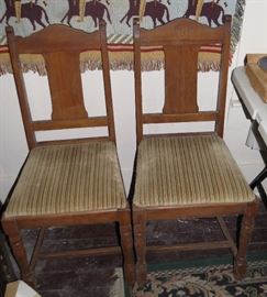 the other 2 chairs