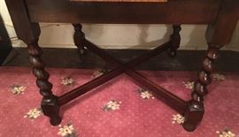 Gorgeous Barley twist Antique slide out leaf table