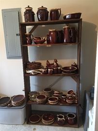 USA, Hull Crestone,  Brown Drip, and McCoy Brown Pottery, Crooksville Ohio Pottery,  Kathy Kale - Bean Pots, Pitchers, Plates, Platters