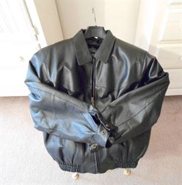 Men's Leather Jacket -like new