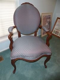 028 Victorian arm chair
