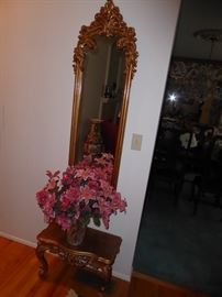 036 pier mirror and table
