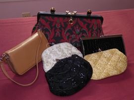 042 vintage bags