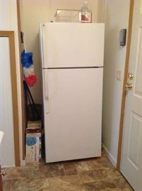 Refrigerator $ 100.00
