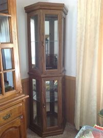 Corner Curio $ 100.00